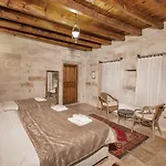 Dervish Cave House & Restaurant 3* ギョレメ