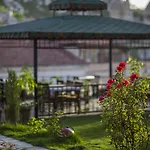 ホテル Dervish Cave House & Restaurant