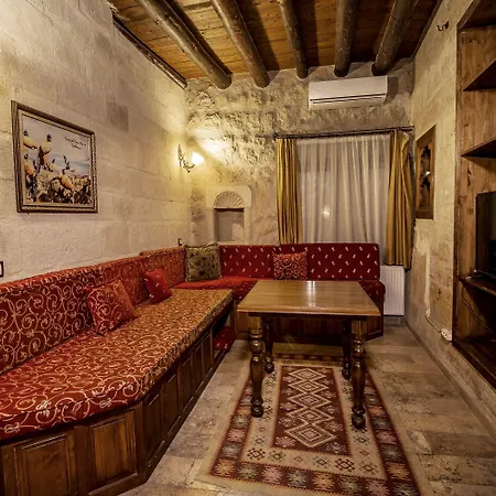 Dervish Cave House & Restaurant 3* ギョレメ