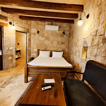 فندق Dervish Cave House & Restaurant